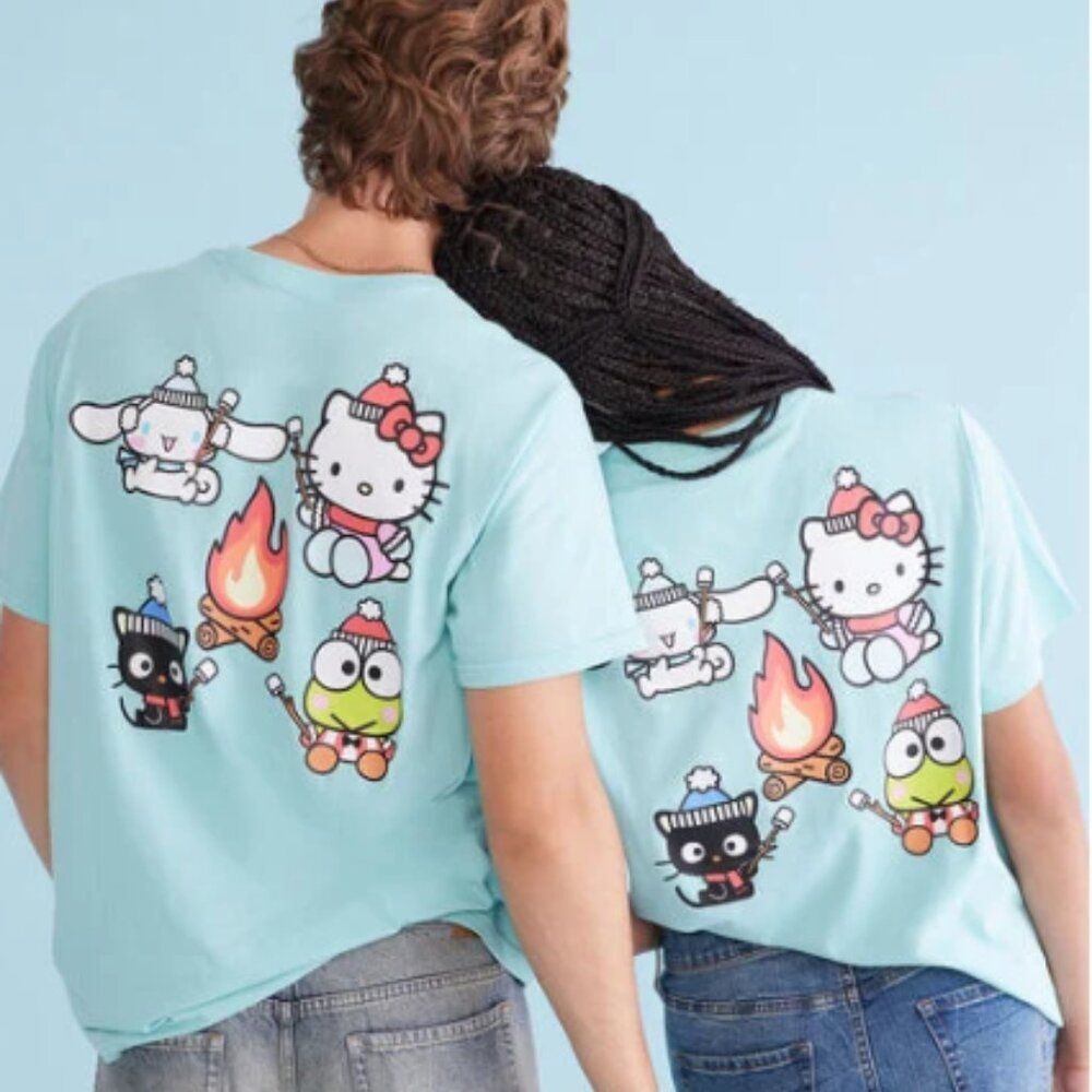 Aeropostale Women's Hello Kitty & Friends Campfire Graphic Shirt Medium NEW $49